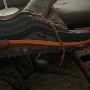 Meet your Posher, Julius